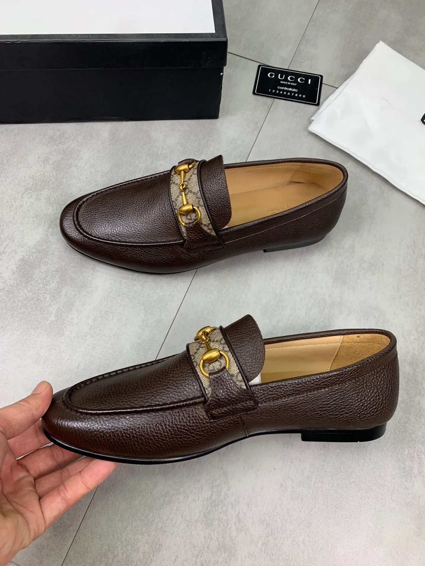 Men's men's shoes💰P520💰[New model]🆘Water-dyed cow lining [GUCCI] Gucci leather shoes, top men's purchasing agent, 2022 counter simultaneous sale, top-grade original calfskin imported from Italy ➕ first-layer cowhide lining) original sole provided by the original factory, fine workmanship, impeccable👍 You can enter and exit the counter at will; the real thing is super beautiful Sizes 38 to 44; 3⃣️colors🉑️ to choose from